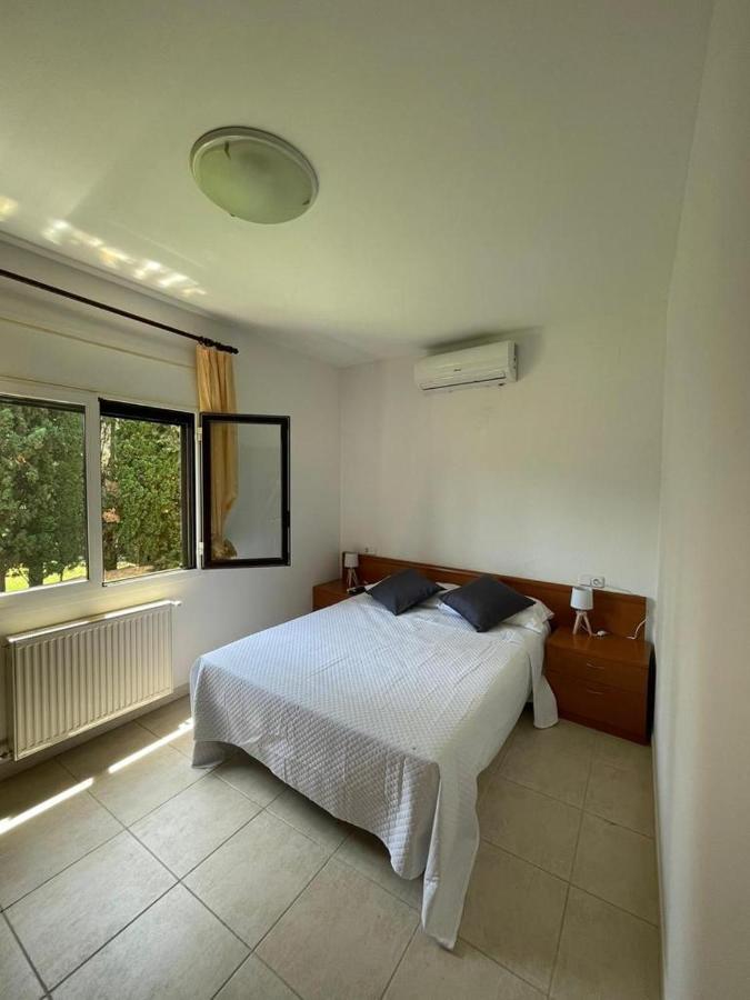 Apartament La Cova Пералада Екстер'єр фото
