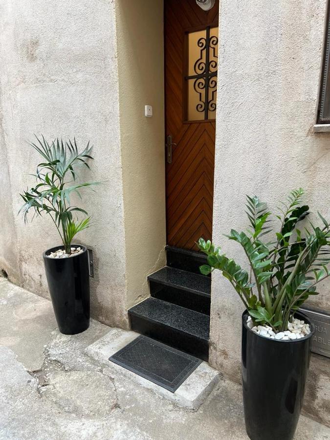 Apartament La Cova Пералада Екстер'єр фото